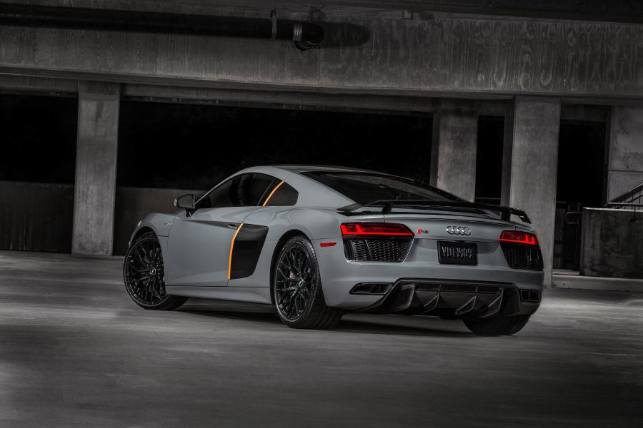  Audi R8 V10 Plus Exclusive Edition 2016 года  (NA) (фото 2 из 10)